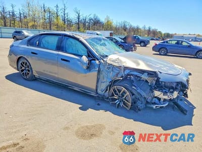 Czwarte zdjęcie samochodu z boku: 2026 BMW I7 XDRIVE60 VIN:WBY53EJ04TCX59325 - miniatura