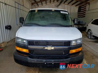 Piąte zdjęcie samochodu w środku: 2019 CHEVROLET EXPRESS 2500 CARGO DELIVERY VAN VIN:1GCWGAF19K1236669 - miniatura