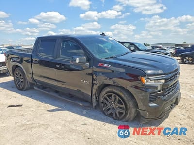 Czwarte zdjęcie samochodu z boku: 2023 CHEVROLET SILVERADO K1500 RST VIN:2GCUDEED4P1110403 - miniatura