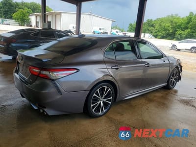 Trzecie zdjęcie samochodu z tyłu: 2020 TOYOTA CAMRY SE VIN:4T1G11AK5LU894474 - miniatura