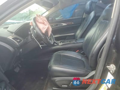 Zdjęcie 7 z 13 samochodu: 2015 LINCOLN MKZ VIN:3LN6L2J9XFR607215 - miniatura