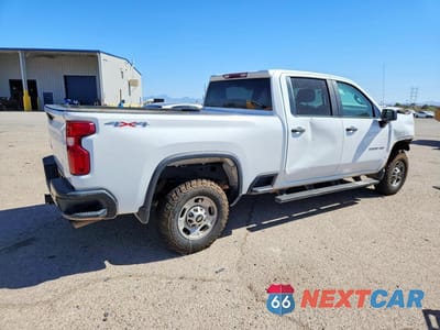 Trzecie zdjęcie samochodu z tyłu: 2020 CHEVROLET SILVERADO K2500 HEAVY DUTY VIN:1GC4YLE79LF137876 - miniatura