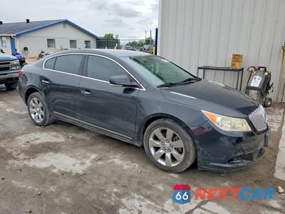 Czwarte zdjęcie samochodu z boku: 2010 BUICK LACROSSE CXS VIN:1G4GE5EVXAF223576 - miniatura