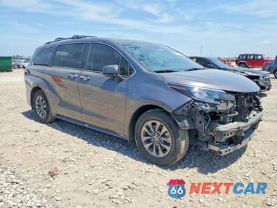 Czwarte zdjęcie samochodu z boku: 2024 TOYOTA SIENNA XLE VIN:5TDYRKEC1RS215694 - miniatura