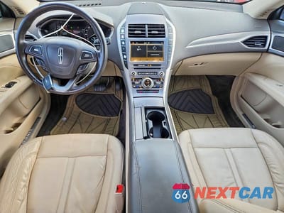 Zdjęcie 8 z 12 samochodu: 2017 LINCOLN MKZ SELECT VIN:3LN6L5C99HR660604 - miniatura