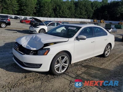 2014 VOLKSWAGEN PASSAT SE 1VWBS7A38EC100824 - główne zdjęcie licytacji z USA - miniatura