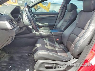 Zdjęcie 7 z 12 samochodu: 2018 HONDA ACCORD SPORT VIN:1HGCV1F34JA176214 - miniatura