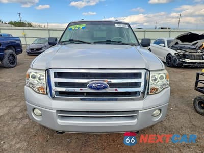 Piąte zdjęcie samochodu w środku: 2010 FORD EXPEDITION EL XLT VIN:1FMJK1G56AEB58056 - miniatura