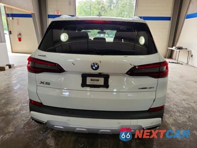 Zdjęcie 6 z 13 samochodu: 2021 BMW X5 XDRIVE40I VIN:5UXCR6C02M9H00297 - miniatura