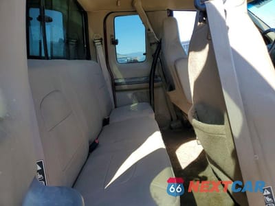 Zdjęcie 10 z 12 samochodu: 2000 FORD F350 SUPER DUTY VIN:1FTWX33F7YEE53635 - miniatura