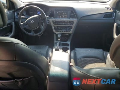 Zdjęcie 8 z 12 samochodu: 2017 HYUNDAI SONATA SPORT VIN:5NPE34AF1HH558154 - miniatura