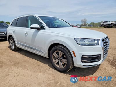 Czwarte zdjęcie samochodu z boku: 2019 AUDI Q7 PREMIUM PLUS VIN:WA1LHAF71KD024183 - miniatura