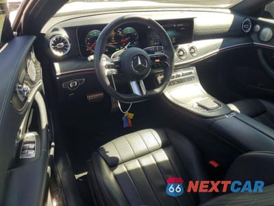 Zdjęcie 8 z 13 samochodu: 2022 MERCEDES-BENZ E 450 VIN:W1K1J5JB1NF184759 - miniatura