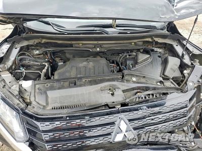 Zdjęcie 11 z 12 samochodu: 2024 MITSUBISHI ECLIPSE CROSS SE VIN:JA4ATWAA4RZ026531 - miniatura