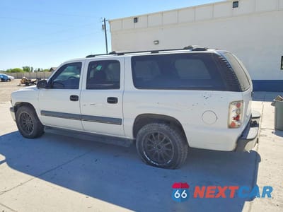 Drugie zdjęcie samochodu z przodu: 2002 CHEVROLET SUBURBAN C1500 VIN:3GNEC16T92G343741 - miniatura