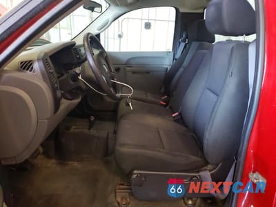 Zdjęcie 7 z 12 samochodu: 2011 CHEVROLET SILVERADO K1500 VIN:1GCNKPE09BZ324273 - miniatura