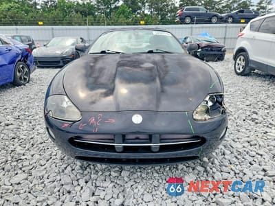 Piąte zdjęcie samochodu w środku: 2005 JAGUAR XK8 VIN:SAJDA41C252A41227 - miniatura