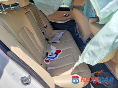 Zdjęcie 10 z 12 samochodu: 2019 BMW 330I VIN:WBA5R1C52KAK09064 - miniatura