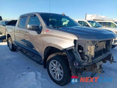 Czwarte zdjęcie samochodu z boku: 2020 CHEVROLET SILVERADO K1500 LT VIN:3GCUYDED7LG231197 - miniatura