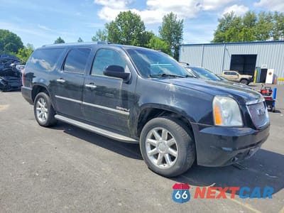 Czwarte zdjęcie samochodu z boku: 2011 GMC YUKON XL DENALI VIN:1GKS2MEF9BR188415 - miniatura