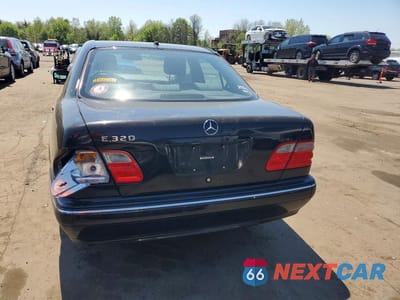 Zdjęcie 6 z 12 samochodu: 2000 MERCEDES-BENZ E 320 VIN:WDBJF65J0YB086416 - miniatura