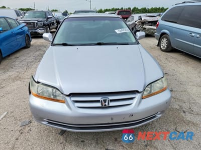 Piąte zdjęcie samochodu w środku: 2002 HONDA ACCORD SE VIN:1HGCG56762A019256 - miniatura