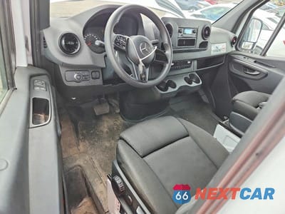 Zdjęcie 8 z 14 samochodu: 2023 MERCEDES BENZ SPRINTER 2500 DELIVERY VAN VIN:W1Y40CHY8PT131355 - miniatura