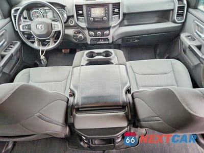 Zdjęcie 8 z 12 samochodu: 2023 RAM 1500 BIG HORN VIN:1C6RRFBGXPN555195 - miniatura