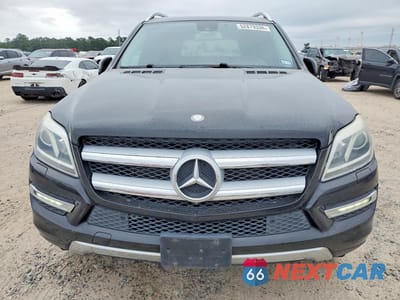 Piąte zdjęcie samochodu w środku: 2014 MERCEDES-BENZ GL 450 4MATIC VIN:4JGDF7CE7EA440147 - miniatura