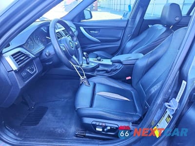 Zdjęcie 7 z 12 samochodu: 2017 BMW 320 I VIN:WBA8E1G39HNU15470 - miniatura