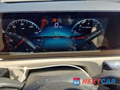 Zdjęcie 9 z 12 samochodu: 2021 MERCEDES-BENZ CLA 250 VIN:W1K5J4GB3MN177058 - miniatura