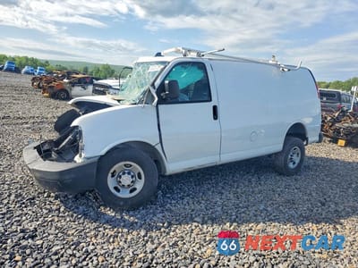 2018 CHEVROLET EXPRESS G2500 1GCWGAFG6J1340362 - główne zdjęcie licytacji z USA - miniatura