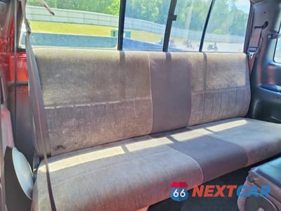 Zdjęcie 10 z 12 samochodu: 1996 DODGE RAM 3500 VIN:3B7MF33W8TM162817 - miniatura