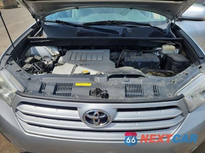 Zdjęcie 12 z 14 samochodu: 2011 TOYOTA HIGHLANDER BASE VIN:5TDBK3EH4BS065890 - miniatura