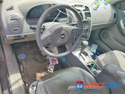 Zdjęcie 8 z 12 samochodu: 2004 CHEVROLET MALIBU LT VIN:1G1ZU54894F109979 - miniatura