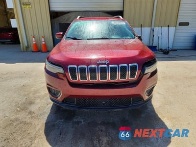 Piąte zdjęcie samochodu w środku: 2021 JEEP CHEROKEE LATITUDE VIN:1C4PJLCBXMD155812 - miniatura