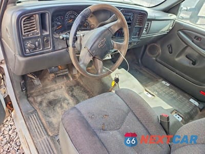 Zdjęcie 8 z 13 samochodu: 2006 CHEVROLET SILVERADO DUMP TRUCK VIN:1GBJC34DX6E241218 - miniatura