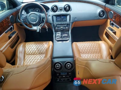 Zdjęcie 8 z 12 samochodu: 2016 JAGUAR XJL SUPERCHARGED VIN:SAJWA2GEXGMW01831 - miniatura