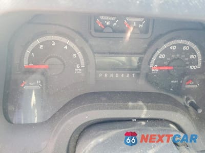 Zdjęcie 8 z 10 samochodu: 2018 FORD ECONOLINE E350 SUPER DUTY CUTAWAY VAN VIN:1FDWE3F6XJDC38405 - miniatura