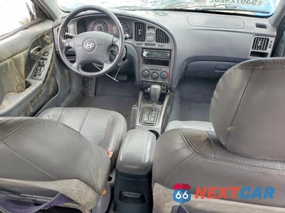 Zdjęcie 8 z 12 samochodu: 2005 HYUNDAI ELANTRA GLS VIN:KMHDN56D25U138421 - miniatura