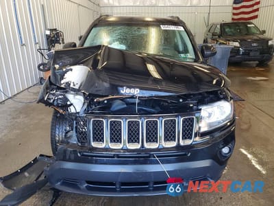 Piąte zdjęcie samochodu w środku: 2016 JEEP COMPASS SPORT VIN:1C4NJDBB3GD522603 - miniatura
