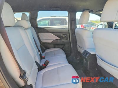 Zdjęcie 11 z 13 samochodu: 2019 MITSUBISHI OUTLANDER SEL VIN:JA4J24A54KZ050411 - miniatura