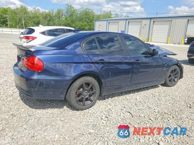 Trzecie zdjęcie samochodu z tyłu: 2009 BMW 328 XI SULEV VIN:WBAPK53519A599685 - miniatura