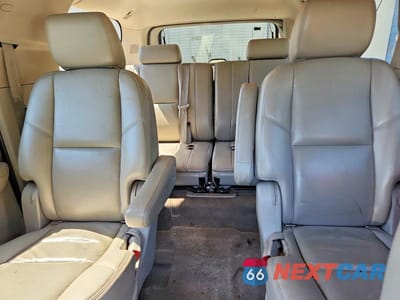 Zdjęcie 10 z 14 samochodu: 2011 CHEVROLET SUBURBAN C1500 LTZ VIN:1GNSCKE05BR376977 - miniatura