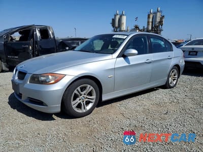 2008 BMW 328 I WBAVA33528KX87235 - główne zdjęcie licytacji z USA - miniatura