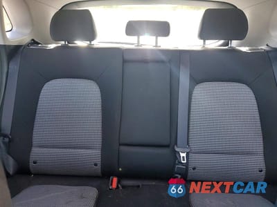 Zdjęcie 10 z 13 samochodu: 2019 HYUNDAI KONA SE VIN:KM8K1CAA5KU329993 - miniatura