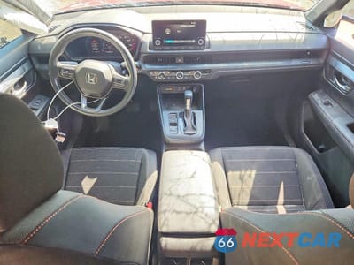 Zdjęcie 8 z 13 samochodu: 2023 HONDA CR-V SPORT VIN:7FARS5H55PE003717 - miniatura