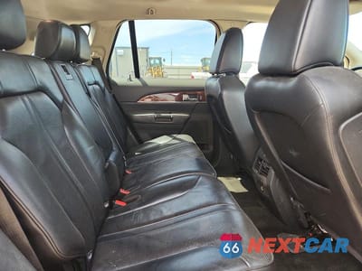 Zdjęcie 11 z 13 samochodu: 2011 LINCOLN MKX VIN:2LMDJ8JKXBBJ11640 - miniatura