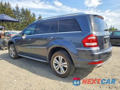 Drugie zdjęcie samochodu z przodu: 2010 MERCEDES-BENZ GL 350 BLUETEC VIN:4JGBF2FE2AA597990 - miniatura