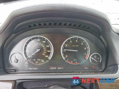 Zdjęcie 9 z 12 samochodu: 2012 BMW 740 I VIN:WBAKA4C59CC613609 - miniatura